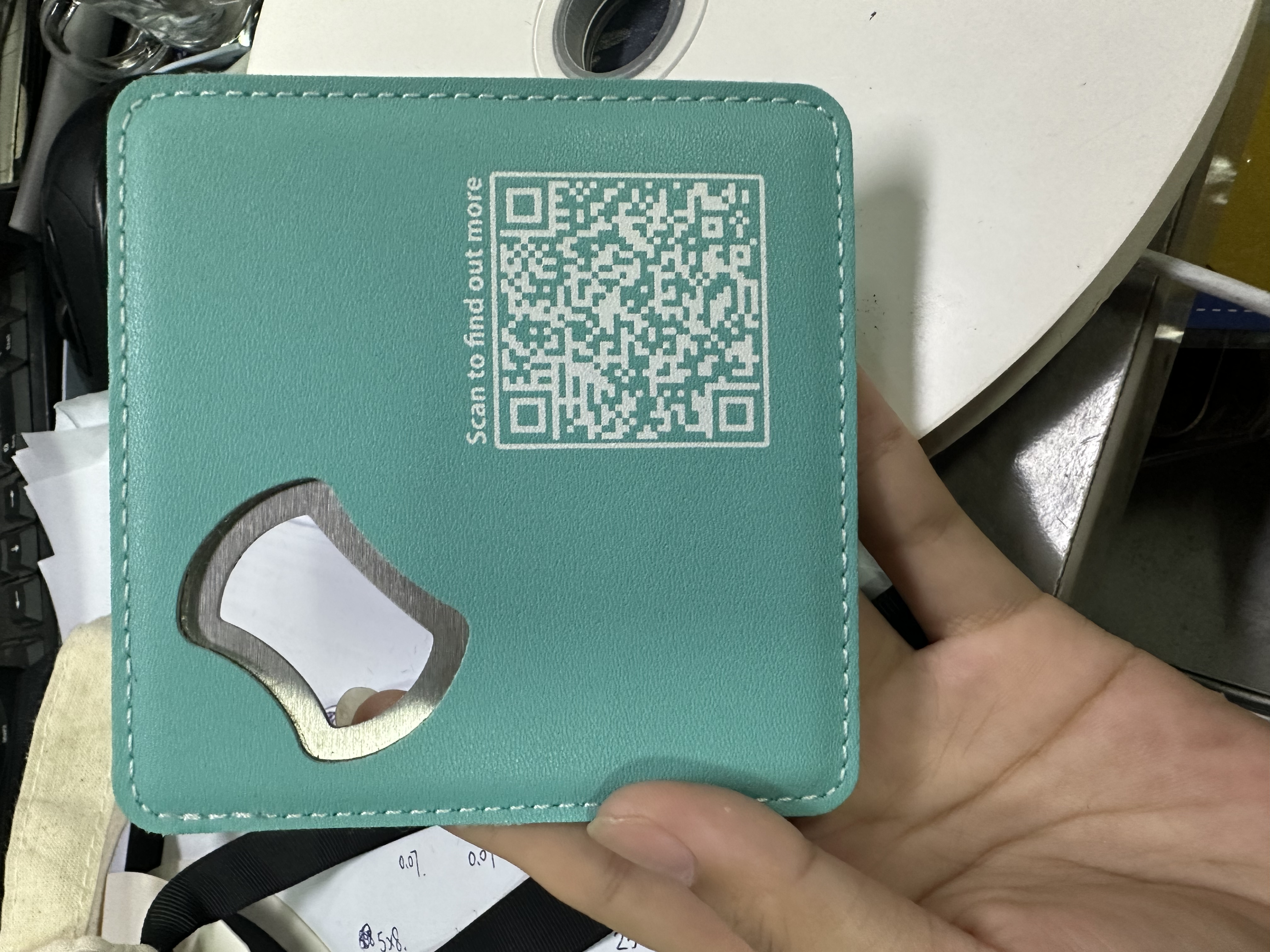 『客製贈品』皮革多功能杯墊 |  客製化禮品、禮贈品專家